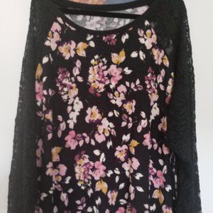Torrid Sweatshirt Size 5!